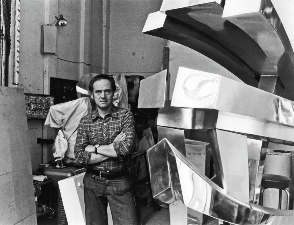 Claude Mercier dans son atelier de la rue Saint-Gothard - Portrait par Dominique Souse 1981